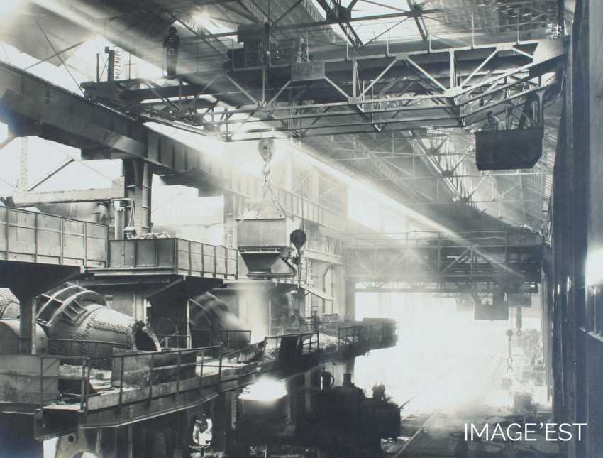 Convertisseurs et pont roulant, Réhon 1913