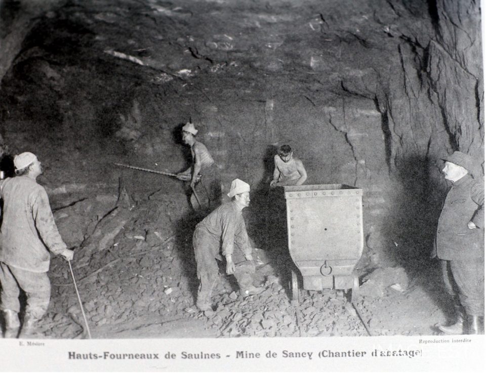 Mineurs dans la mine de fer de Sancy (Meurthe et Moselle)