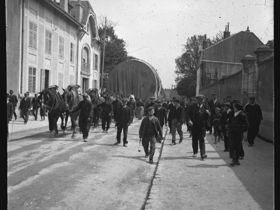 Dans quelle ville a été prise cette photographie et à quelle occasion ?